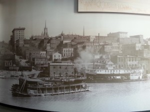 Vicksburg Past
(Lower Mississippi River Museum)